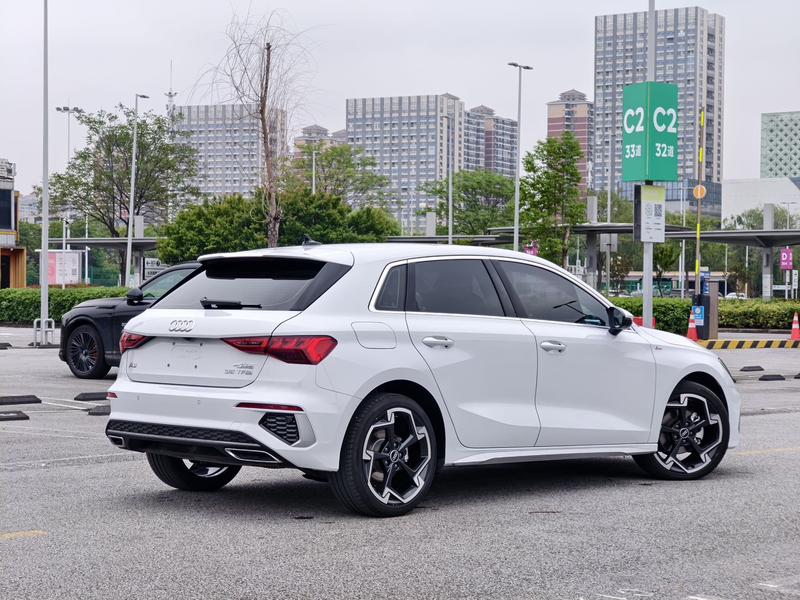 Audi A3, 2023 — фото 6 из 12