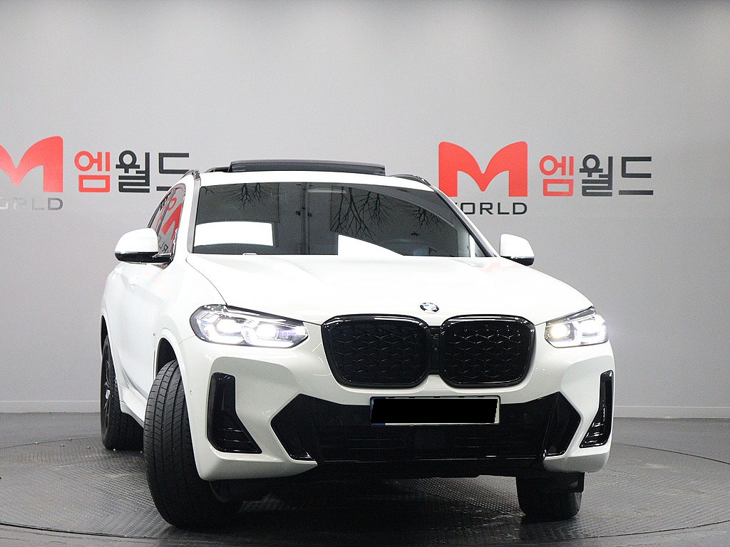 BMW X4, 2023 — фото 2 из 12