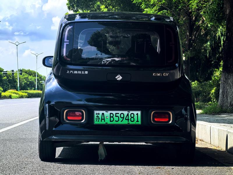 Baojun KiWi EV, 2022 — фото 5 из 10