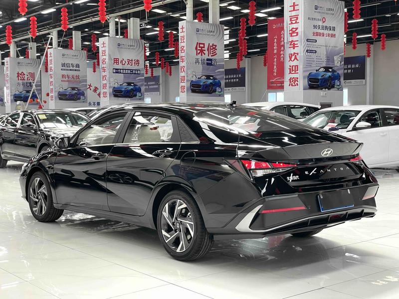 Hyundai Elantra N line, 2025 — фото 4 из 12
