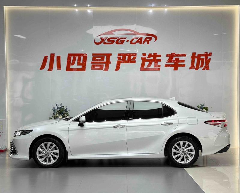 Toyota Camry, 2022 — фото 4 из 12