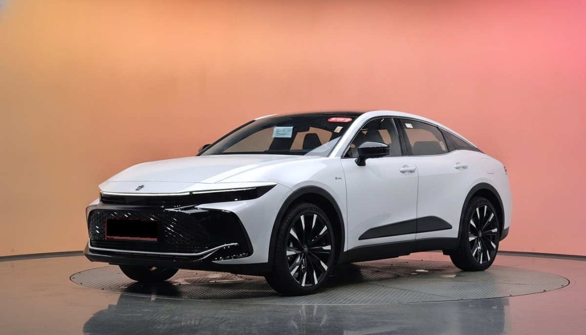 Toyota Crown, 2026 — купить в Тольятти под ключ