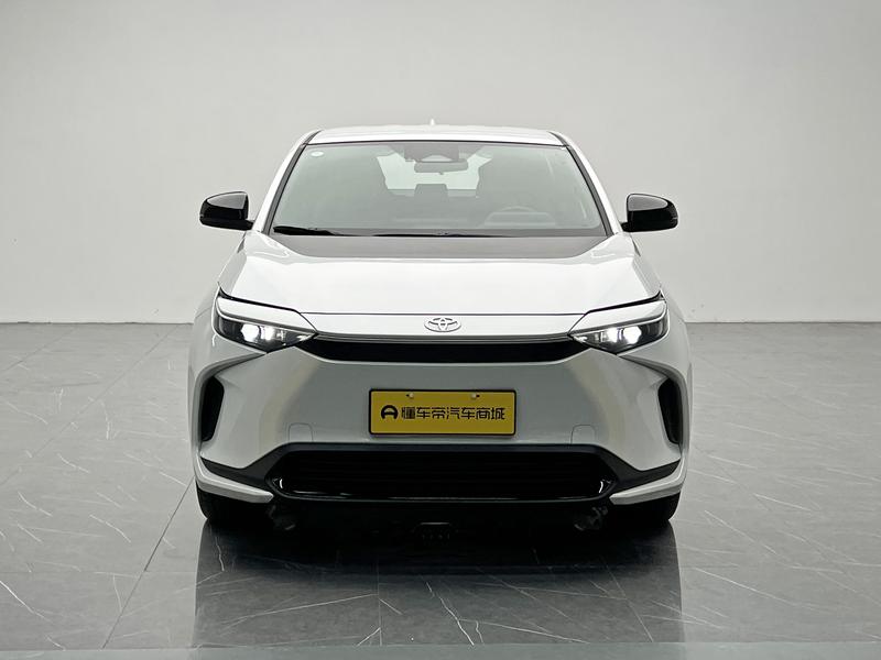 Toyota bZ4X Platinum, 2026 — фото 2 из 12