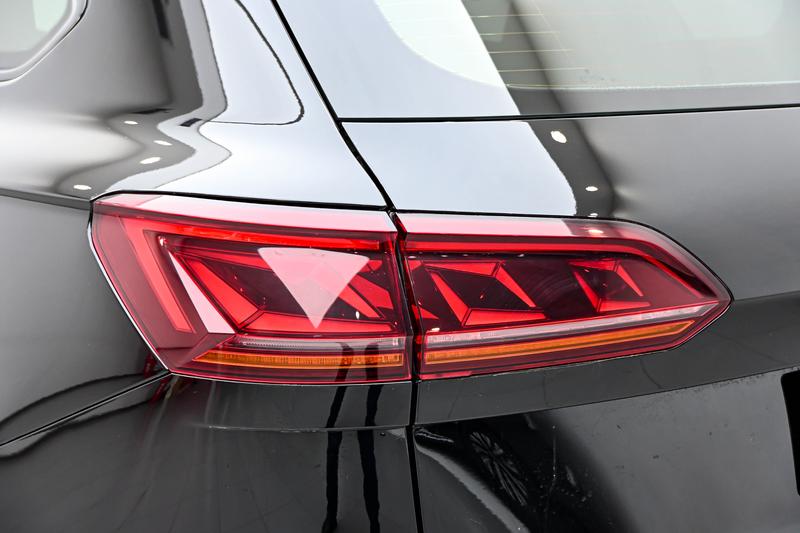 Volkswagen Touareg, 2022 — фото 10 из 12