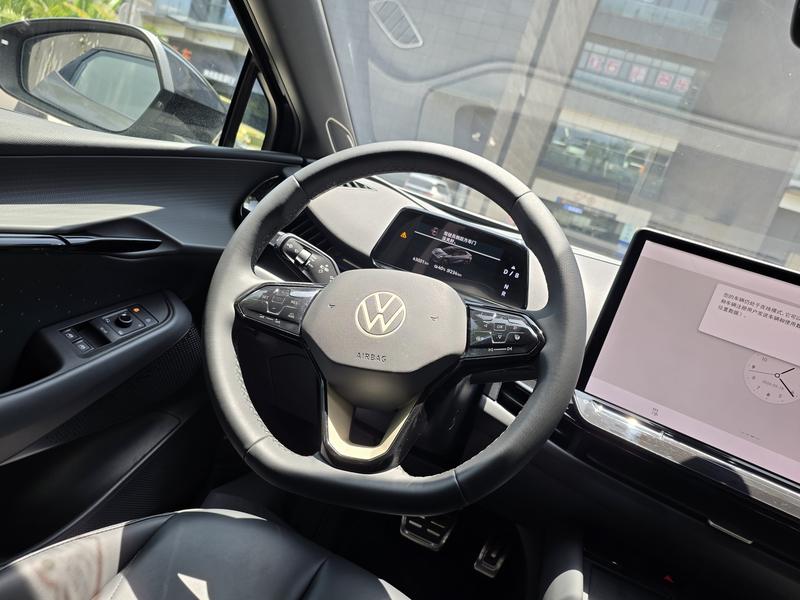 Volkswagen ID.Unyx 06, 2025 — фото 10 из 12