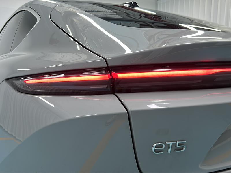 Nio ET5, 2025 — фото 10 из 12