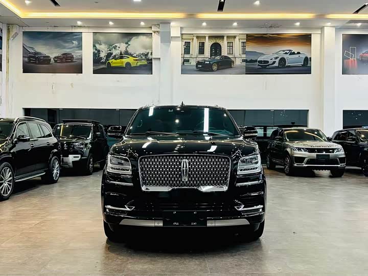 Lincoln Navigator, 2021 — фото 2 из 9