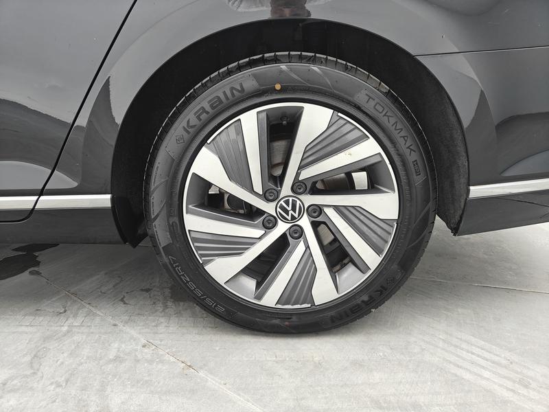Volkswagen Magotan GTE Hybrid, 2023 — фото 11 из 12