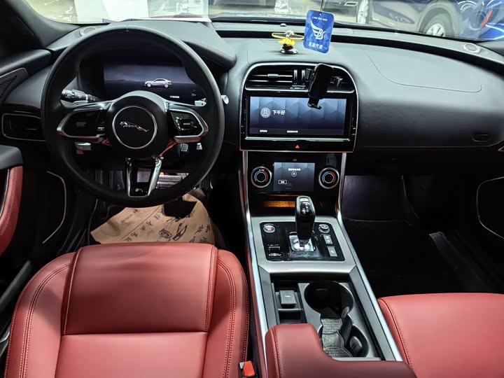 Jaguar XE L, 2023 — фото 9 из 9