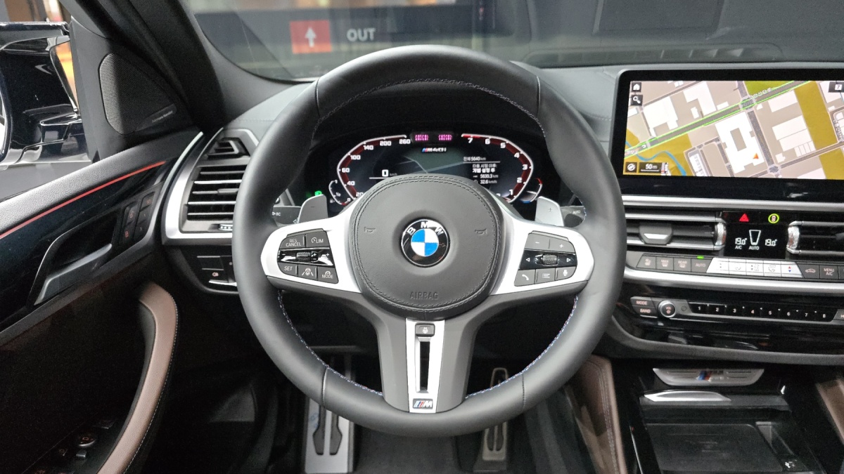 BMW X4, 2025 — фото 12 из 12