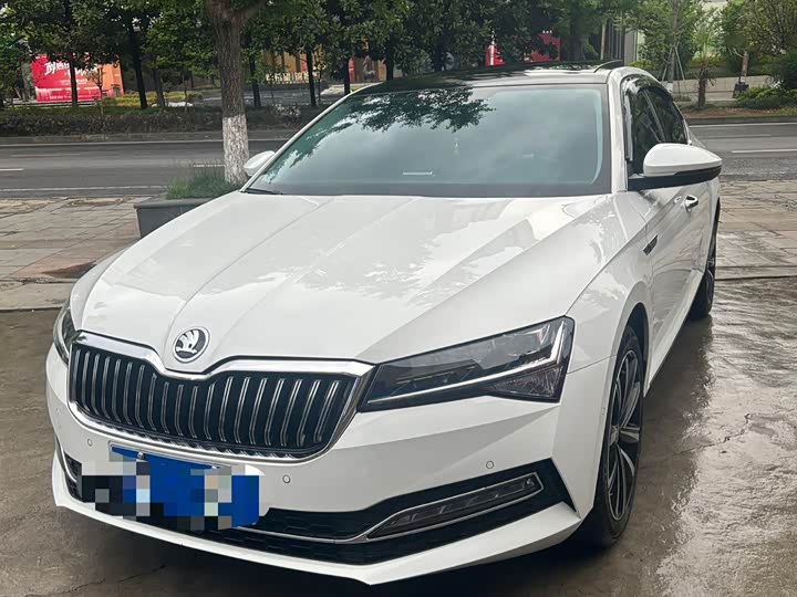 Skoda Superb, 2022 — купить в Санкт-Петербурге под ключ