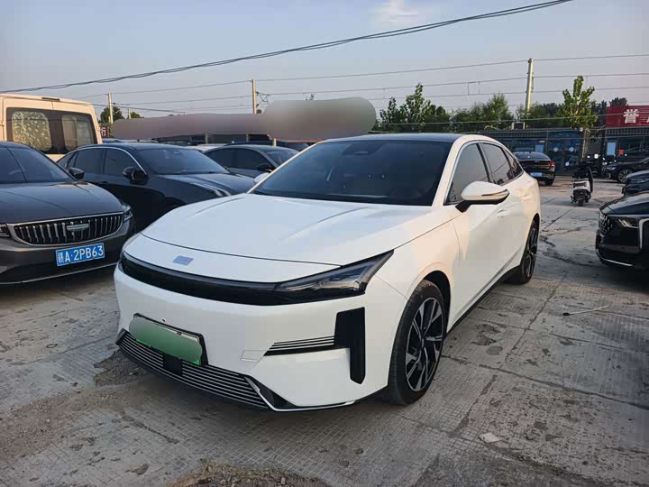Geely Galaxy L6, 2023 — купить в Туле под ключ