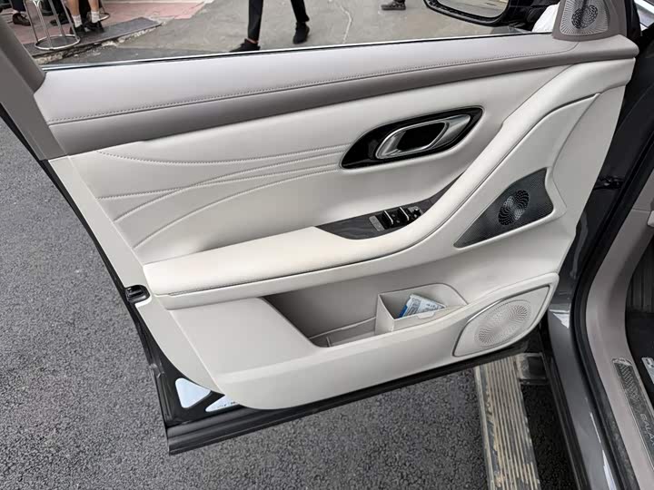 Geely Galaxy M9, 2025 — фото 6 из 9