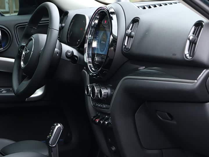 Mini Countryman, 2021 — фото 9 из 9