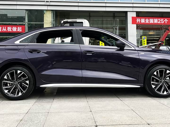 Audi A3, 2025 — фото 7 из 9