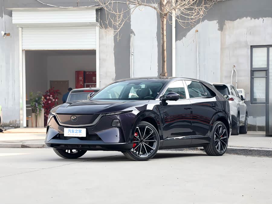 Mazda EZ-60, 2026 — купить в Казани под ключ