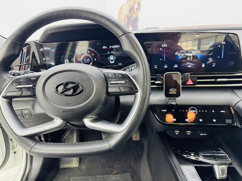 Hyundai Elantra N line, 2023 — фото 8 из 12