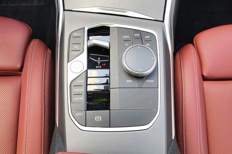 BMW 3 Series, 2025 — фото 10 из 12