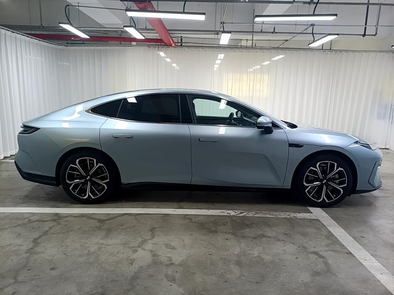 Geely Galaxy E8, 2025 — фото 8 из 12