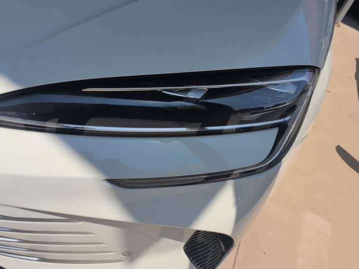 BYD Seal 07 DM-i Hybrid, 2024 — фото 5 из 9