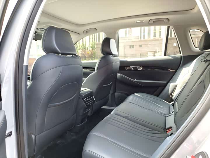 Geely Galaxy E5, 2025 — фото 6 из 9