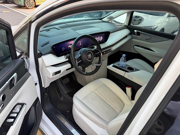Buick GL8 Hybrid, 2024 — фото 7 из 9