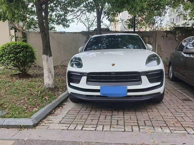 Porsche Macan, 2022 — фото 2 из 11