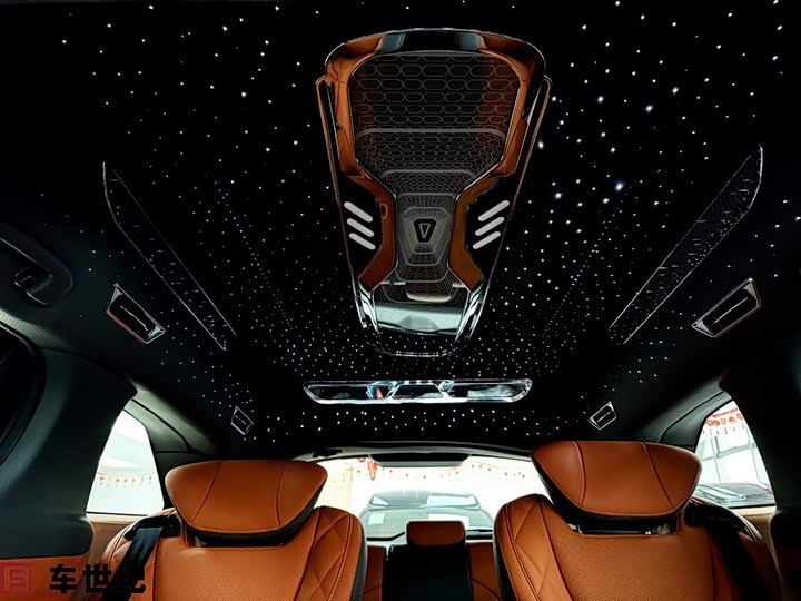 Toyota Granvia, 2025 — фото 12 из 12