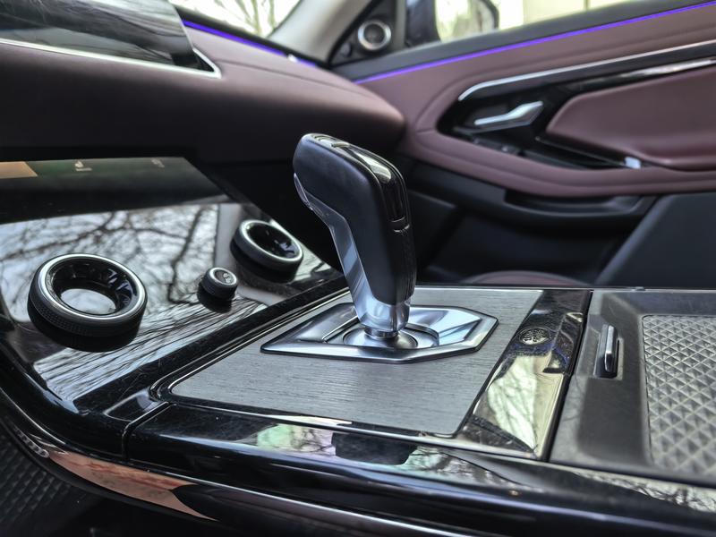 Land Rover Range Rover Evoque L, 2022 — фото 9 из 12