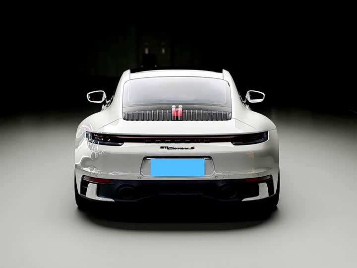 Porsche 911, 2023 — фото 6 из 9