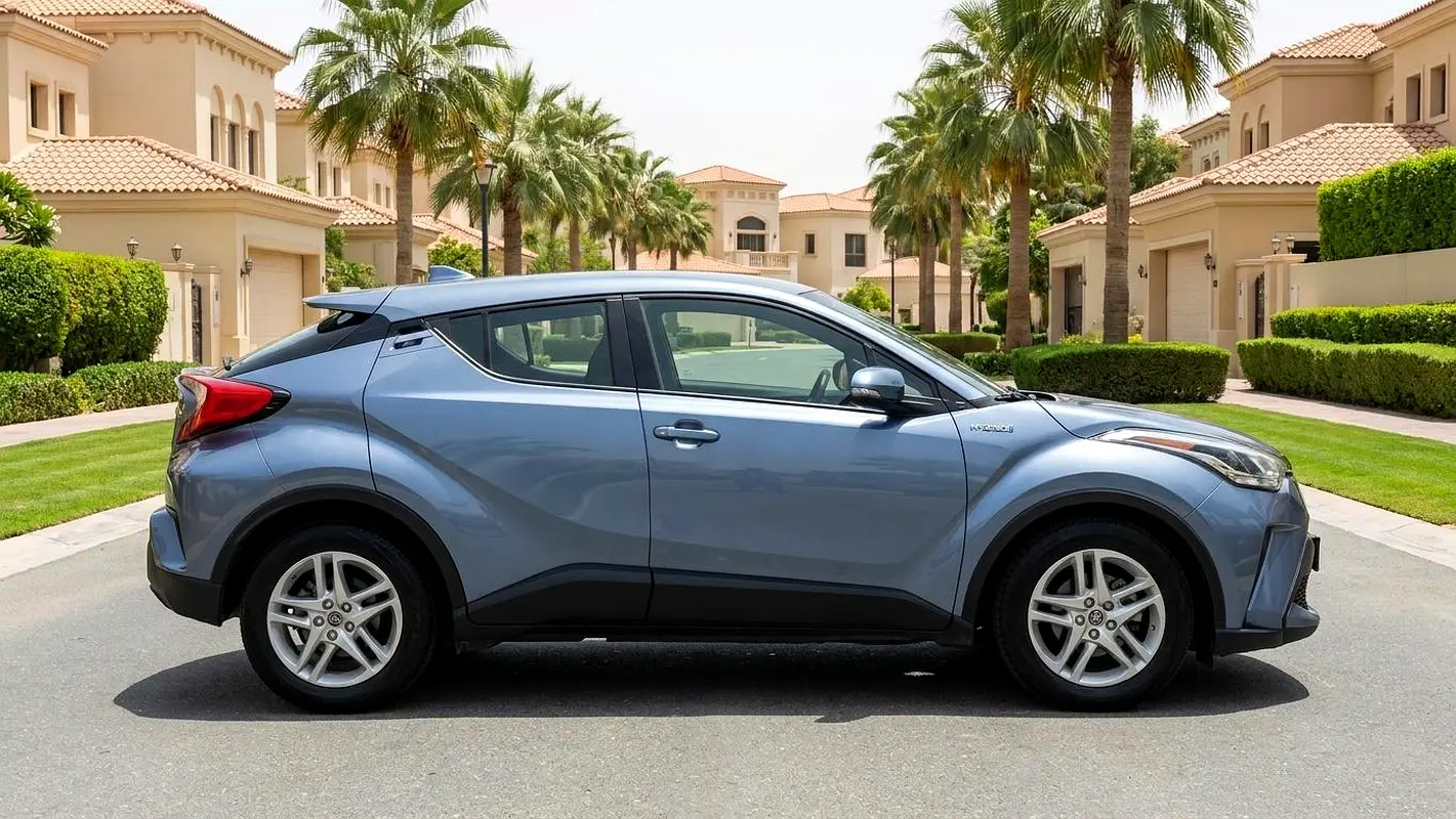 Toyota C-HR, 2023 — фото 5 из 10