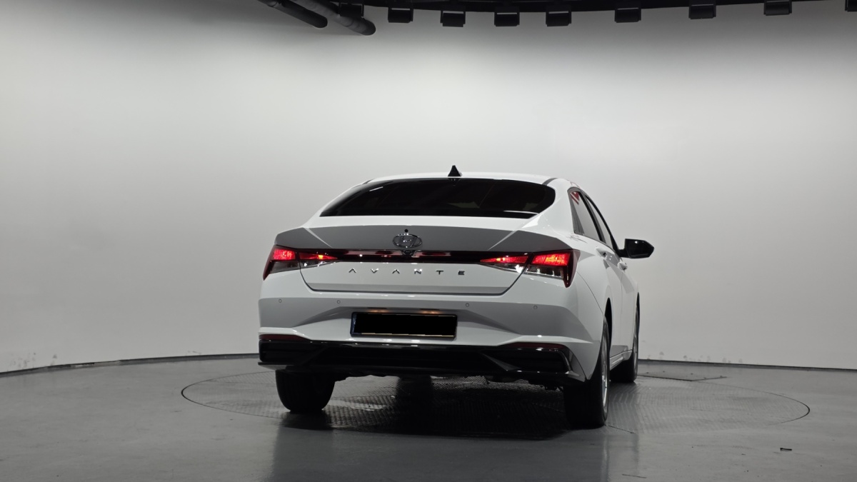 Hyundai Avante, 2022 — фото 4 из 12