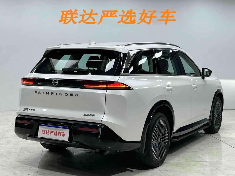 Nissan Pathfinder, 2023 — фото 6 из 12