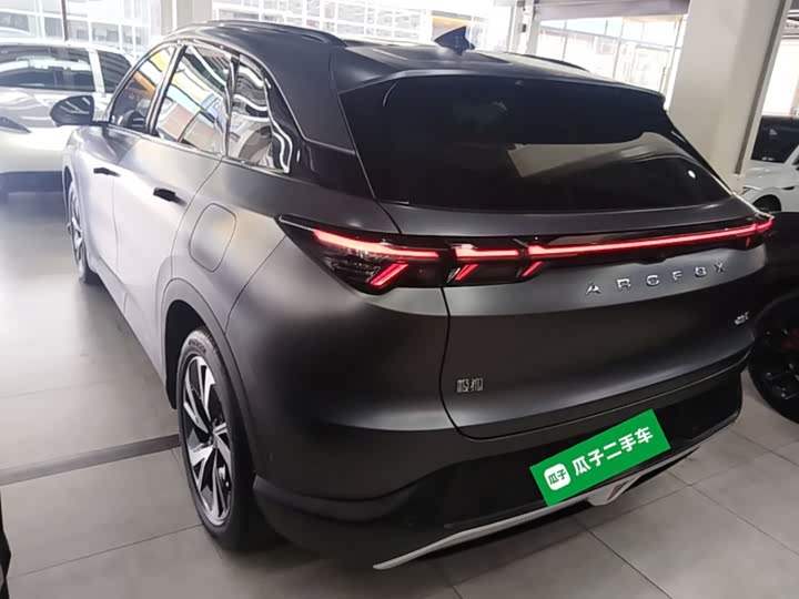 BAIC Arcfox Alpha T5, 2024 — фото 5 из 9