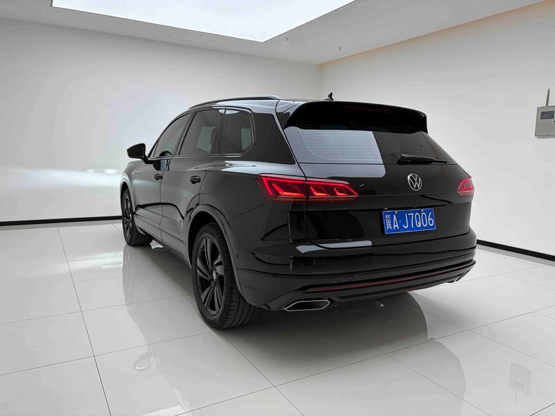 Volkswagen Touareg, 2022 — фото 5 из 12