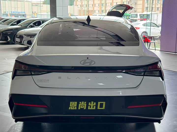 Hyundai Elantra N line, 2023 — фото 3 из 9