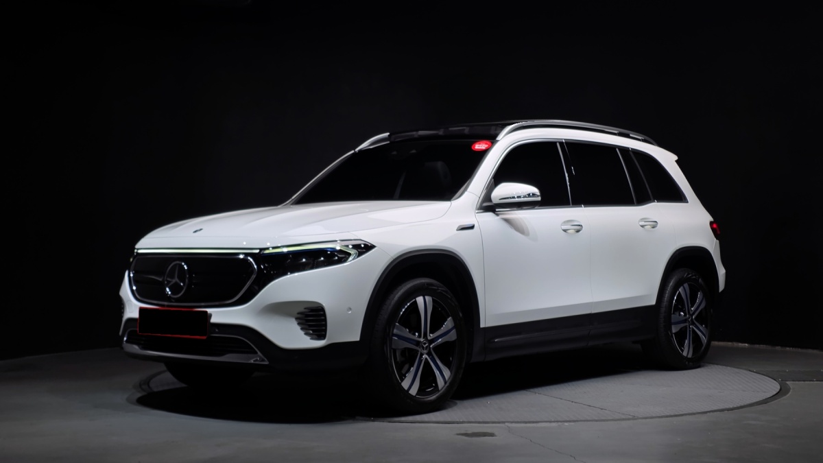 Mercedes-Benz EQB, 2022 — купить в Санкт-Петербурге под ключ