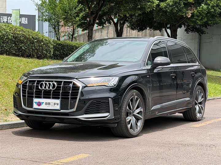 Audi Q7, 2023 — купить в Брянске под ключ