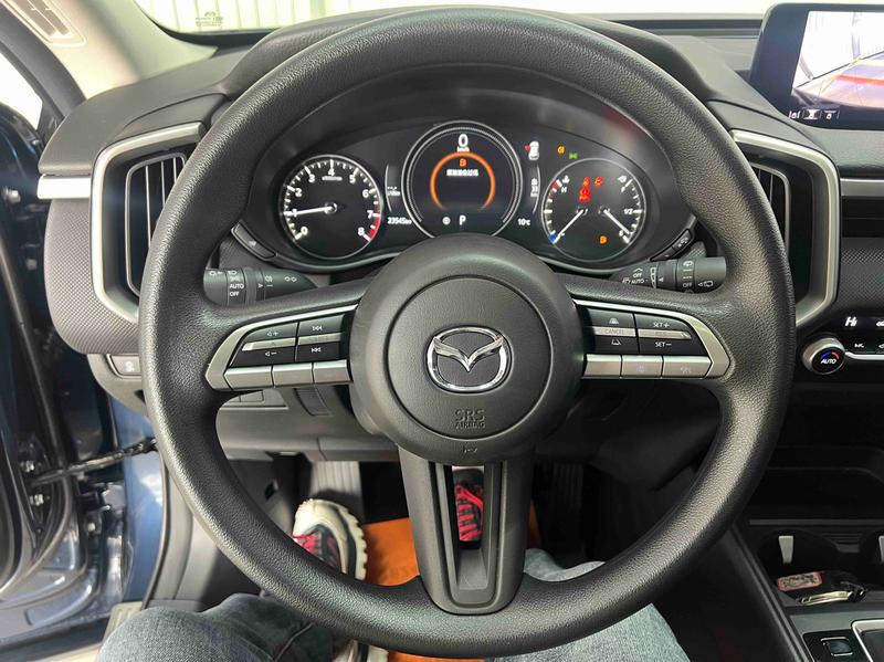 Mazda CX-50, 2023 — фото 10 из 12