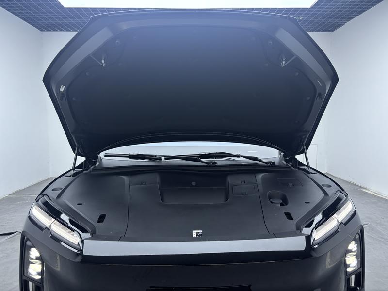 Nio EC6, 2025 — фото 12 из 12