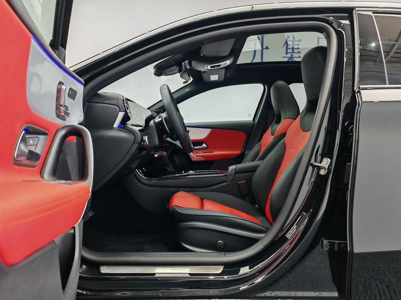 Mercedes-Benz A-Class AMG, 2025 — фото 11 из 12