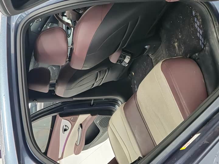 BYD Seal 07 DM-i Hybrid, 2024 — фото 9 из 9