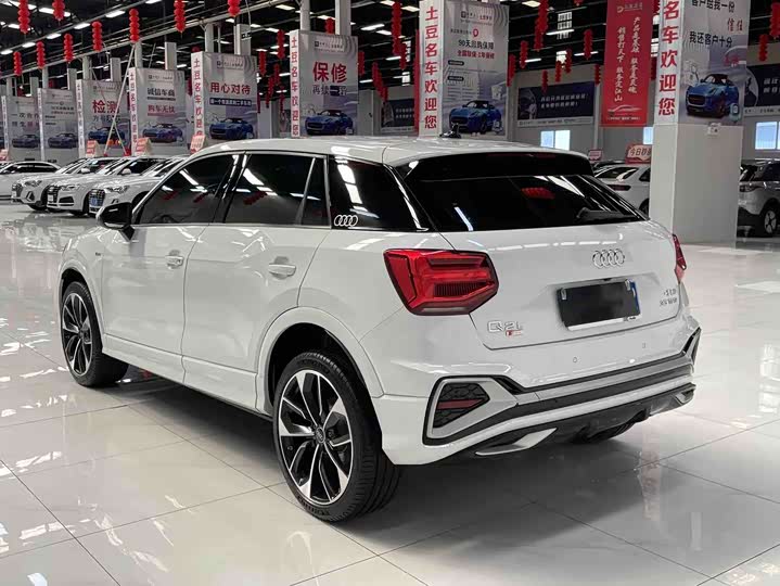 Audi Q2L, 2023 — фото 6 из 9