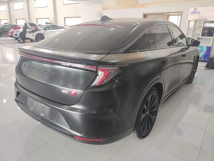 BAIC Arcfox Alpha S, 2023 — фото 7 из 9