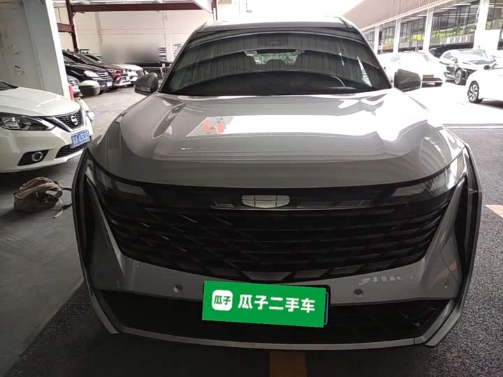 Geely Atlas L, 2023 — фото 3 из 9