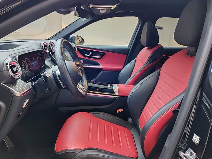 Mercedes-Benz GLC-Class AMG, 2025 — фото 8 из 9