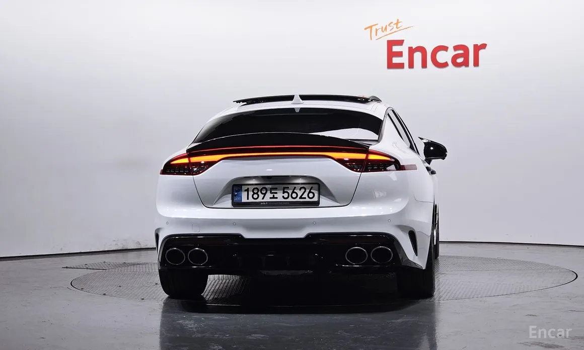 Kia Stinger, 2022 — фото 4 из 12
