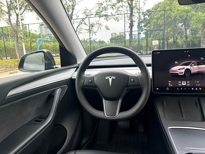 Tesla Model Y, 2024 — фото 5 из 9