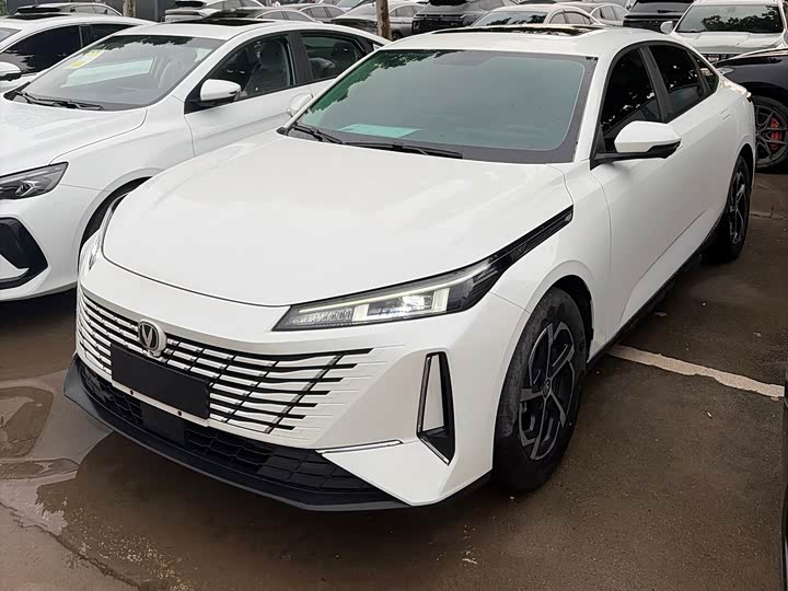 Changan Yida, 2022 — купить в Чебоксарах под ключ