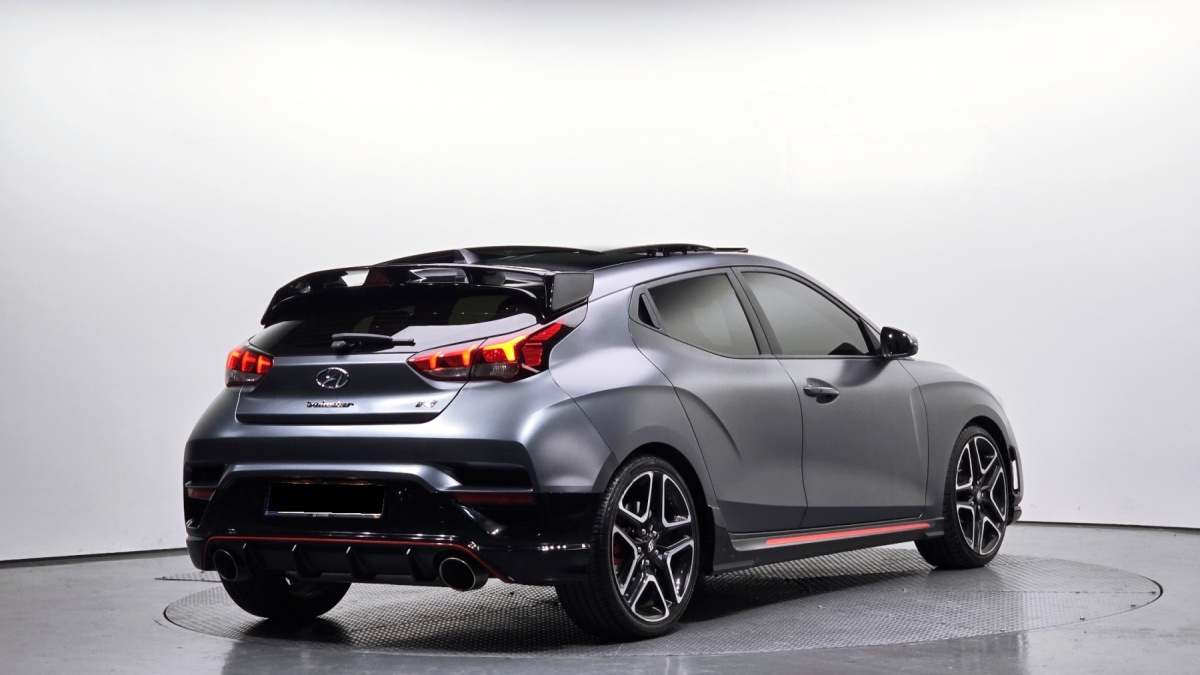 Hyundai Veloster, 2022 — фото 2 из 12